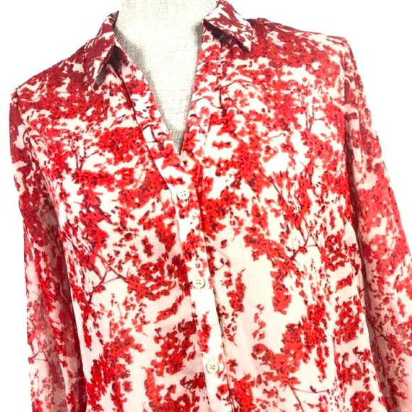 The Limited Tops - 💥SALE💥The Limited cherry blossom design blouse